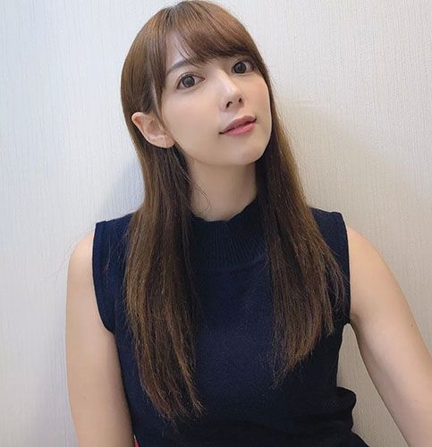 多新司机不识车，我们还是老规矩来普及下这位小姐姐的一些资料。[MP4]