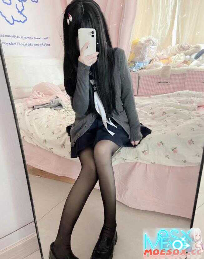 極品蘿莉#小瑤宝宝-私啪流出[8p2v2.5g][百度云/秒传/K盘]