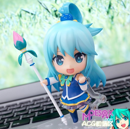 萌出血的智障女神 阿库娅粘土手办