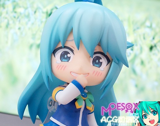 萌出血的智障女神 阿库娅粘土手办