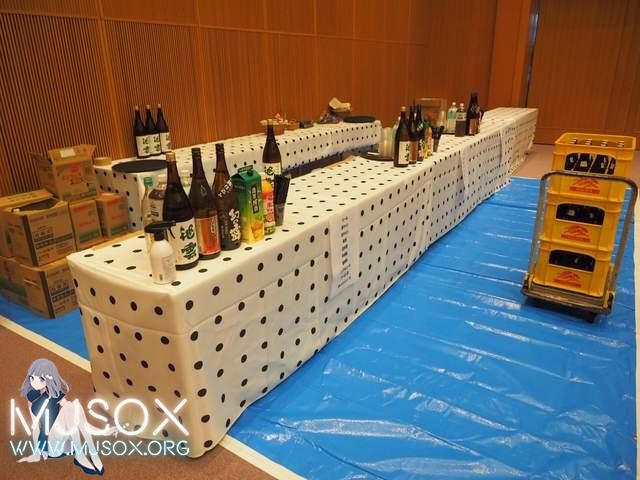 美食和萌妹：日本军港举办舰娘同人展